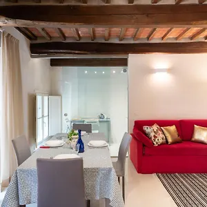 Alessandra Apartment